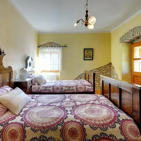 Leila Villa Bicici
